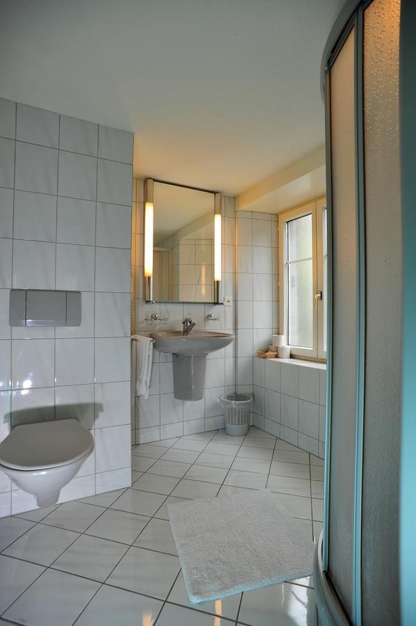 Hotel Freihof Гларус Екстериор снимка