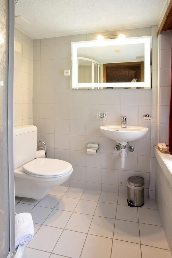 Hotel Freihof Гларус Екстериор снимка