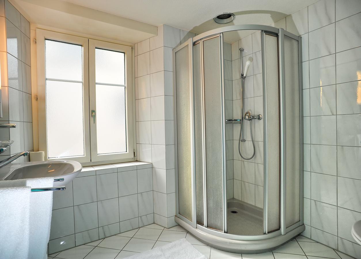 Hotel Freihof Гларус Екстериор снимка