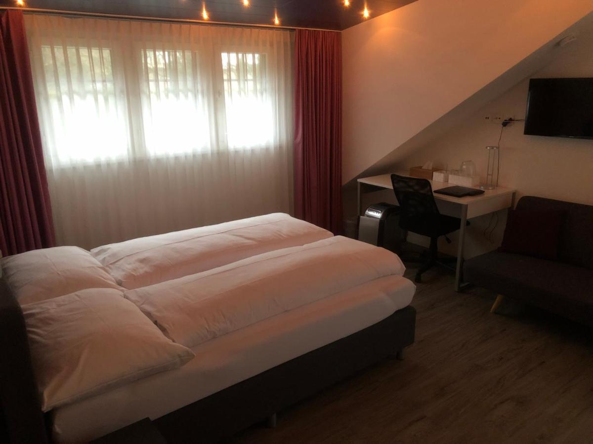 Hotel Freihof Гларус Екстериор снимка